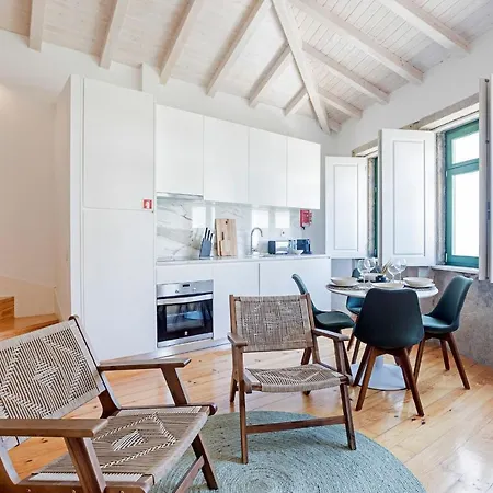 D. Joao Iv By Lovelystay