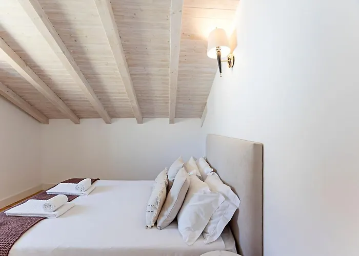 D. Joao Iv By Lovelystay Apartment *