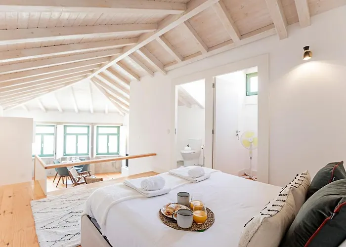 Apartment D. Joao Iv By Lovelystay *