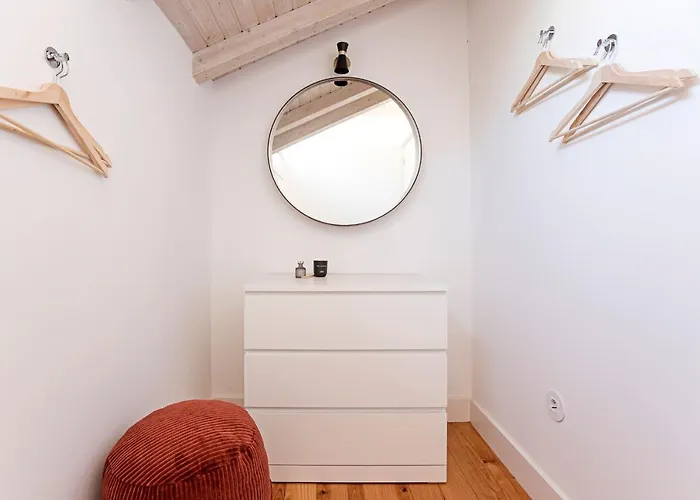 Apartment D. Joao Iv By Lovelystay *