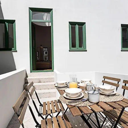 D. Joao Iv By Lovelystay * Порту