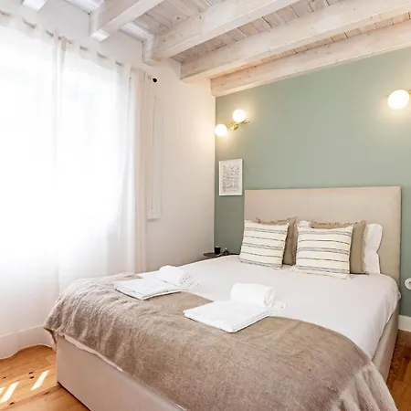 Apartment D. Joao Iv By Lovelystay *