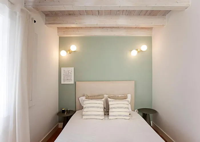 D. Joao Iv By Lovelystay *