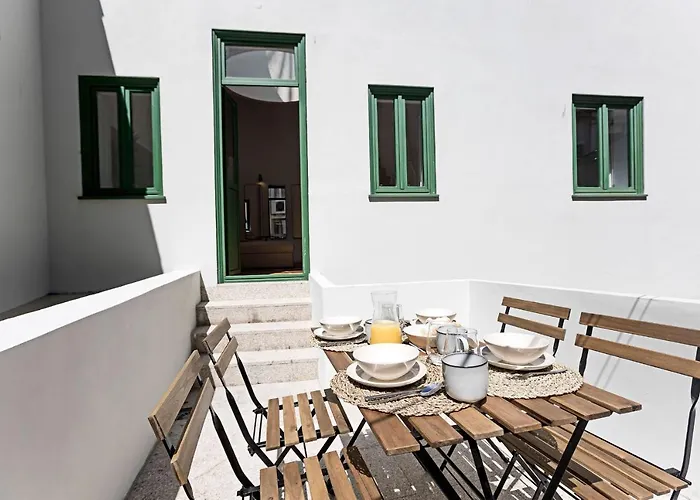 D. Joao Iv By Lovelystay * 波尔图